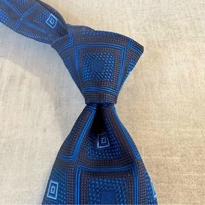 Robert Talbott ESTATE Luxurious Handmade Silk Tie